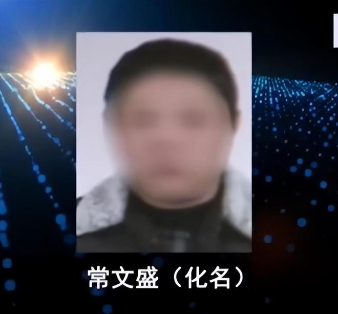 22岁女孩长得漂亮却被室友50岁男友杀害还把头砍下来